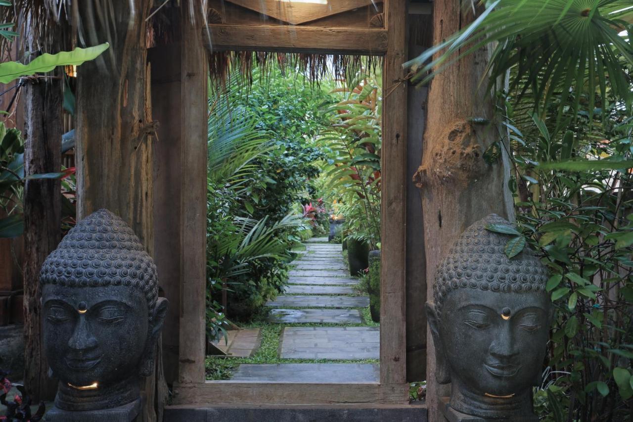 Maha Shanti Ubud Villa エクステリア 写真